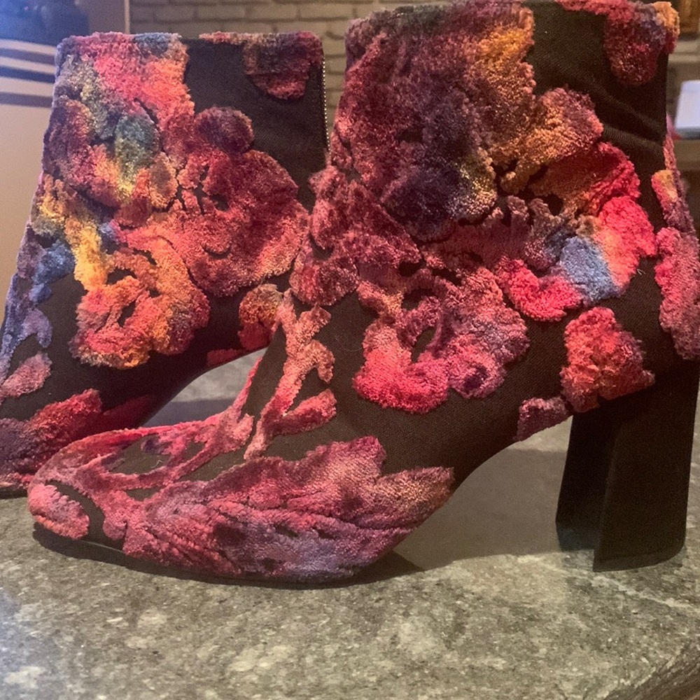Stuart Weitzman Bacari Brocade Botanic Velvet Bootie Ankle Boot